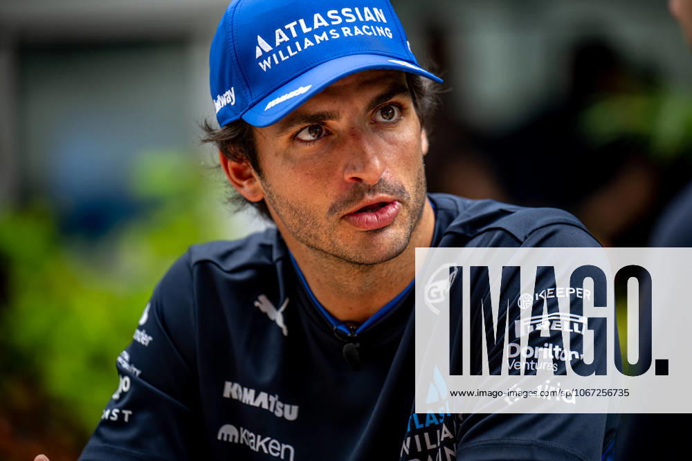 MARINA BAY, SINGAPORE: Carlos Sainz, racing for the Williams Racing team during the 2025 Formula 1 Singapore Grand Prix at the Marina Bay Street Circuit in Marina Bay, Singapore