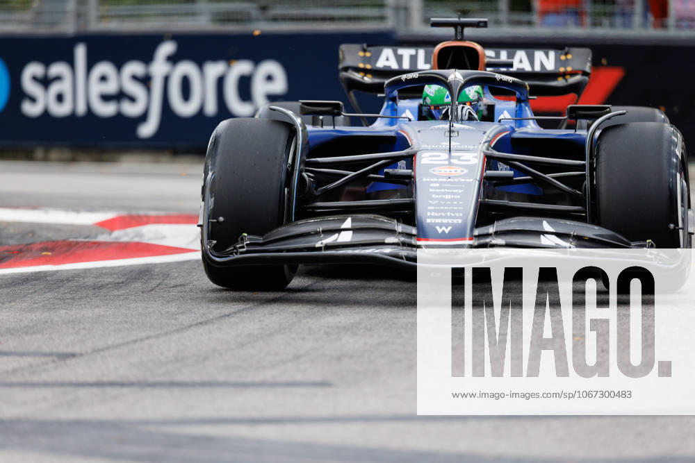 Alexander Albon of Thailand drives the (23) Williams Racing FW47 Mercedes during practice session one ahead of the F1 Grand Prix of Singapore at the Marina Bay Street Circuit. Singapore Singapore - ZUMAs197 20251003_aaa_s197_117