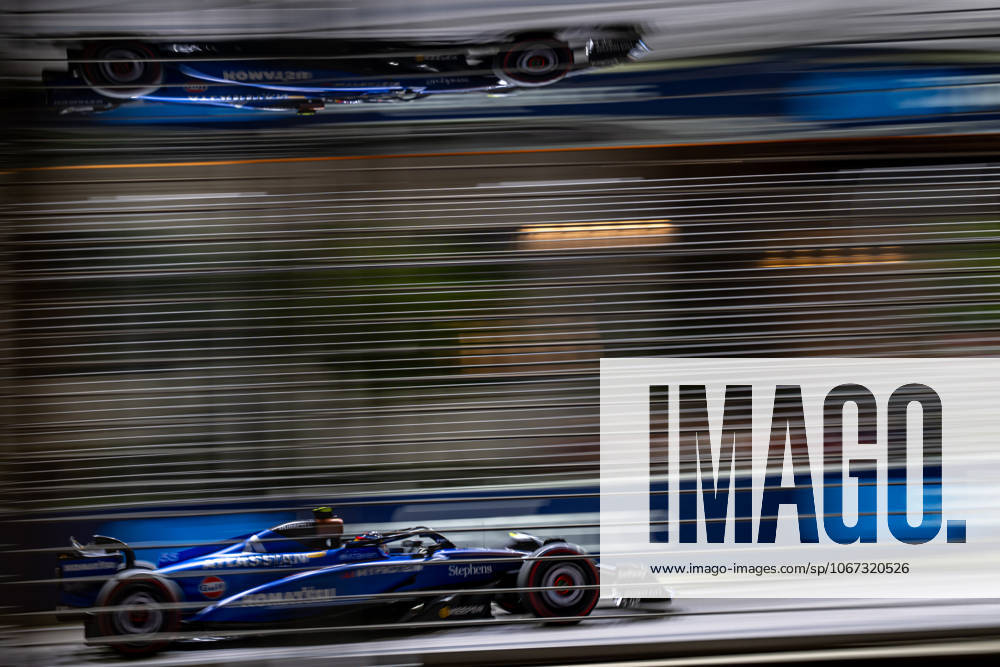 MARINA BAY, SINGAPORE: Alex Albon, racing for the Williams Racing team during the 2025 Formula 1 Singapore Grand Prix at the Marina Bay Street Circuit in Marina Bay, Singapore