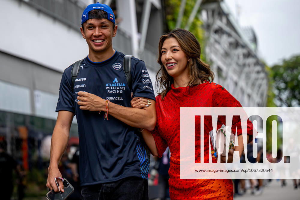 MARINA BAY, SINGAPORE: Alex Albon, racing for the Williams Racing team during the 2025 Formula 1 Singapore Grand Prix at the Marina Bay Street Circuit in Marina Bay, Singapore