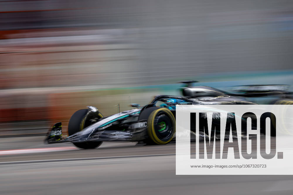 MARINA BAY, SINGAPORE: George Russell, racing for the Mercedes team during the 2025 Formula 1 Singapore Grand Prix at the Marina Bay Street Circuit in Marina Bay, Singapore