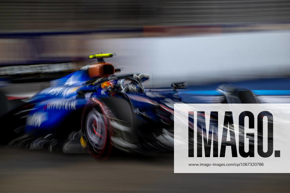 MARINA BAY, SINGAPORE: Carlos Sainz, racing for the Williams Racing team during the 2025 Formula 1 Singapore Grand Prix at the Marina Bay Street Circuit in Marina Bay, Singapore