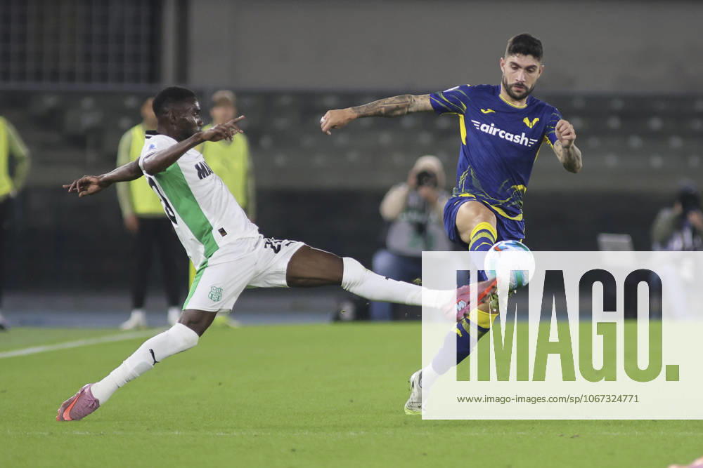 Unai Nunez of Hellas Verona FC battle for the ball during Hellas Verona FC vs US Sassuolo, 6° Serie A Enilive 2025-26 game at Marcantonio Bentegodi stadium in Verona (VR), Italy, on October 03, 2025.