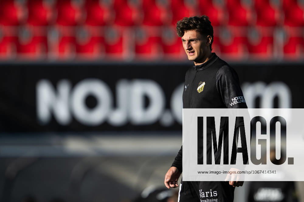 Häckens Silas Andersen before the football match in Allsvenskan between Brommapojkarna and Häcken on October 5, 2025 in Stockholm