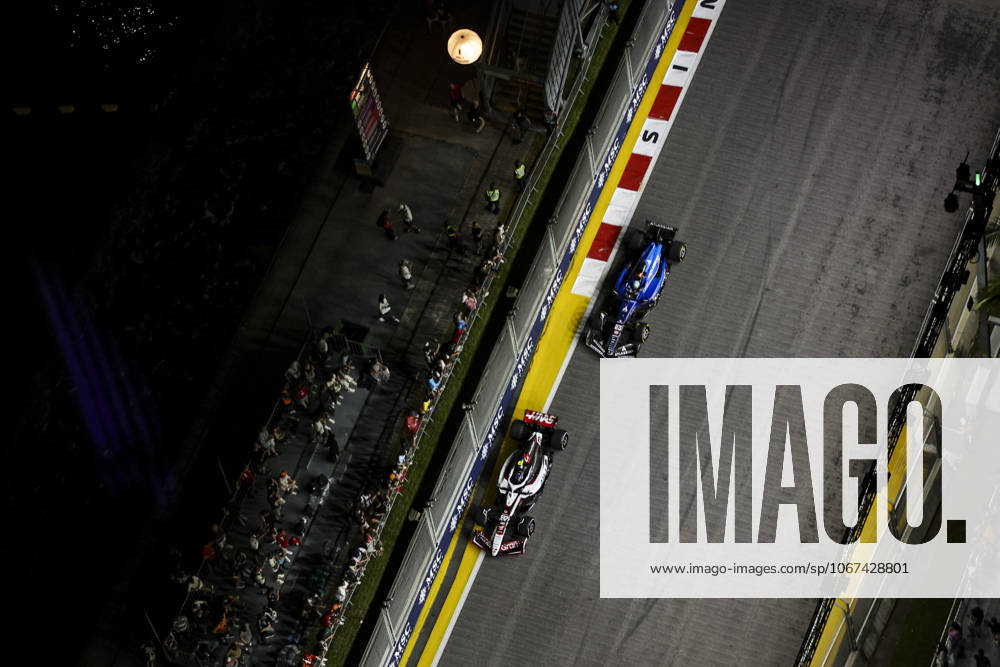 F1 - SINGAPORE GRAND PRIX 2025 87 BEARMAN Ollie Oliver (gbr), Haas F1 Team VF-25 Ferrari, action 23 ALBON Alexander (tha), Williams Racing FW47, action during the 2025 Formula 1 Singapore Grand Prix, 18th round of the 2025 FIA Formula One World Championship, WM, Weltmeisterschaft from October 3 to 5, 2025 on the Marina Bay Street Circuit, in Singapore - SingaporeSingapore