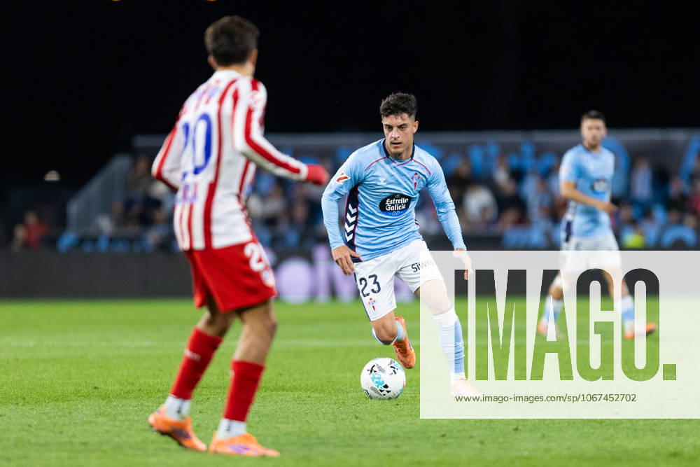 Real Club Celta de Vigo v Club Atletico de Madrid - LaLiga EA Sports VIGO, SPAIN - OCTOBER 5: Hugo Alvarez of RC Celta de Vigo runs with the ball during the LaLiga EA Sports match between Real Club Celta de Vigo and Club Atletico de Madrid at Estadio Abanca-Balaidos on October 5, 2025 in Vigo, Spain. (Photos by Diego Simon Photo Players Images Magara Press) Vigo Estadio Abanca-Balaidos Spain