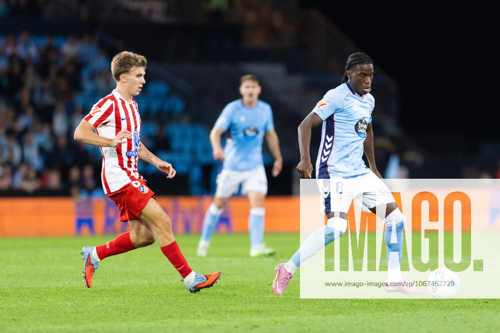 Real Club Celta de Vigo v Club Atletico de Madrid - LaLiga EA Sports VIGO, SPAIN - OCTOBER 5: Ilaix Moriba of RC Celta de Vigo competes for the ball with Pablo Barrios of Atletico de Madrid during the LaLiga EA Sports match between Real Club Celta de Vigo and Club Atletico de Madrid at Estadio Abanca-Balaidos on October 5, 2025 in Vigo, Spain. (Photos by Diego Simon Photo Players Images Magara Press) Vigo Estadio Abanca-Balaidos Spain