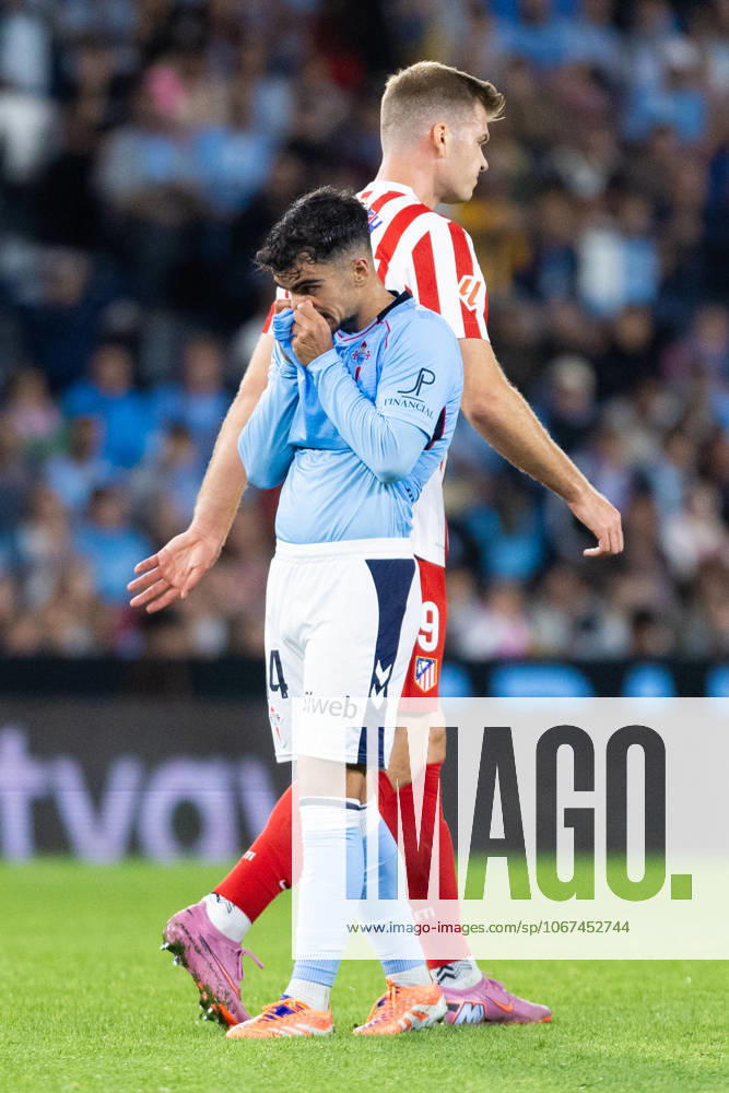 Real Club Celta de Vigo v Club Atletico de Madrid - LaLiga EA Sports VIGO, SPAIN - OCTOBER 5: Damian Rodriguez of RC Celta de Vigo looks on during the LaLiga EA Sports match between Real Club Celta de Vigo and Club Atletico de Madrid at Estadio Abanca-Balaidos on October 5, 2025 in Vigo, Spain. (Photos by Diego Simon Photo Players Images Magara Press) Vigo Estadio Abanca-Balaidos Spain