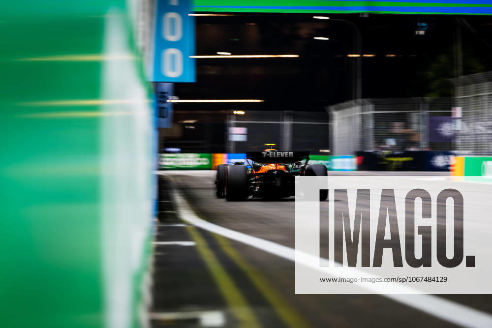 Lando Norris of Great Britain and McLaren F1 Team during qualifying Formula One Singapore Grand Prix. Singapore Singapore - ZUMAs197 20251004_aaa_s197_1239