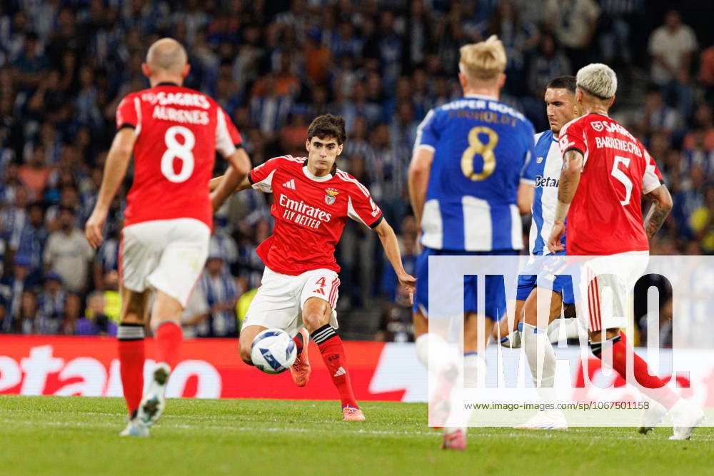 Antonio Silva seen during Liga Portugal game between teams of FC Porto and SL Benfica at Estadio do Dragao (Maciej Rogowski Ball Raw Images) Porto Estadio do Dragao Portugal