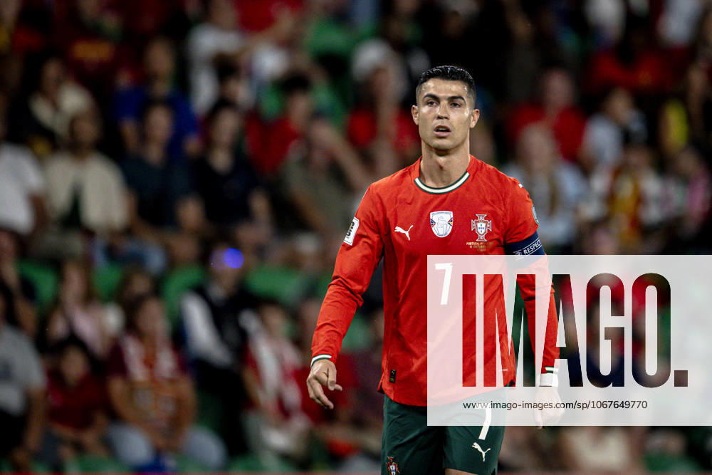 Portugal forwarder Cristiano Ronaldo during the match FOOTBALL - EUROPEAN QUALIFIERS - PORTUGAL - IERLAND at the Estadio Jose Alvalade for the FIFA World Cup, WM, Weltmeisterschaft, Fussball 2026 UEFA Qualifiers - Group F - Matchday 3 season 2025-2026 in LISBON, Portugal on 11 october 2025, (photo by Stefan Koop EYE4images DeFodi Images) Portugal forwarder Cristiano Ronaldo during the match FOOTBALL EUROPEAN QUALIFIERS PORTUGAL IERLAND at the Estadio Jose Alvalade for the FIFA World Cup 2026 UEFA Qualifiers Group F Matchday 3 season 2025 2026 in LISBON, Portugal on 11 october 2025, photo by Stefan Koop EYE4images DeFodi Images
