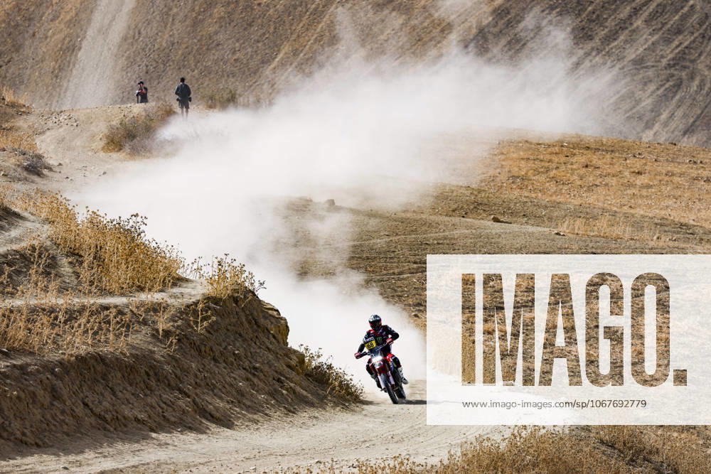 W2RC - RALLYE DU MAROC 2025 68 SCHAREINA Tosha (ESP), Monster Energy Honda HRC, Honda CRF 450, FIM W2RC, RallyGP, action during the Prologue of the Rallye du Maroc 2025, 5th round of the 2025 WR2C on October 12, 2025 in Fes, Morocco - FesMorocco