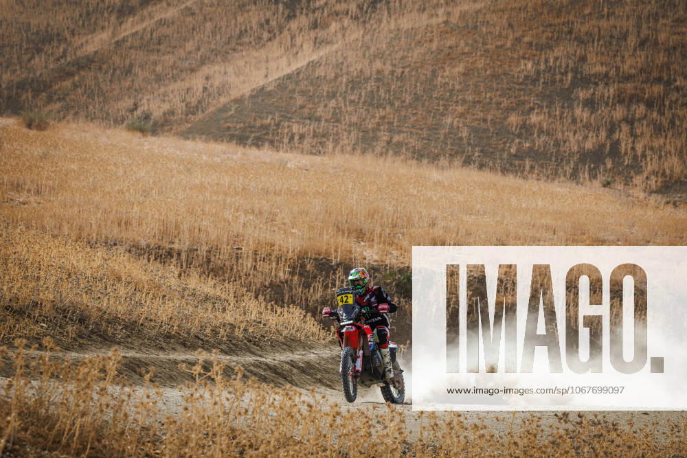 W2RC - RALLYE DU MAROC 2025 42 VAN BEVEREN Adrien (FRA), Monster Energy Honda HRC, Honda CRF 450, FIM W2RC, RallyGP, action, during the Prologue of the Rallye du Maroc 2025, 5th round of the 2025 WR2C on October 12, 2025 in Fes, Morocco - FesMorocco