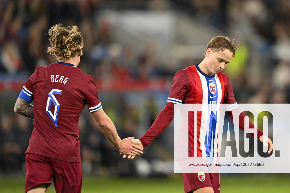Football, private international match Norway New Zealand Oslo 20251014 Norway s Patrick Berg and Andreas Schjelderup during the private international football match between Norway and New Zealand at Ullevaal Stadium Photo Annika Byrde NTB Oslo Norway RESTRICTED USE FOR BETTING COMPANIES
