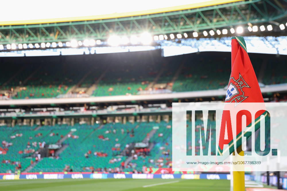 POR: Portugal v Hungary. World Cup Qualifiers match. Jose Alvalade stadium corner flag view during the World Cup Qualifiers match between Portugal and Hungary national teams played at Jose Alvalade Stadium on October 14, 2025 in Lisboa, Portugal.