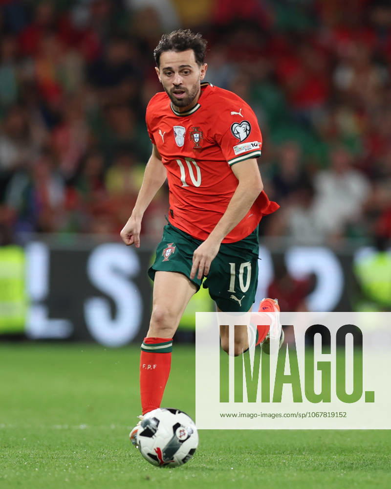 POR: Portugal v Hungary. World Cup Qualifiers match. Bernardo Silva of Portugal during the World Cup Qualifiers match between Portugal and Hungary national teams played at Jose Alvalade Stadium on October 14, 2025 in Lisboa, Portugal.