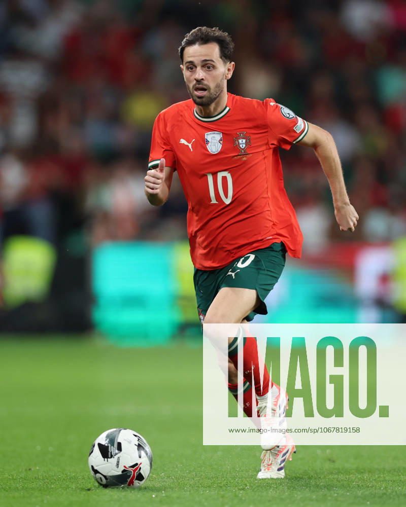 POR: Portugal v Hungary. World Cup Qualifiers match. Bernardo Silva of Portugal during the World Cup Qualifiers match between Portugal and Hungary national teams played at Jose Alvalade Stadium on October 14, 2025 in Lisboa, Portugal.
