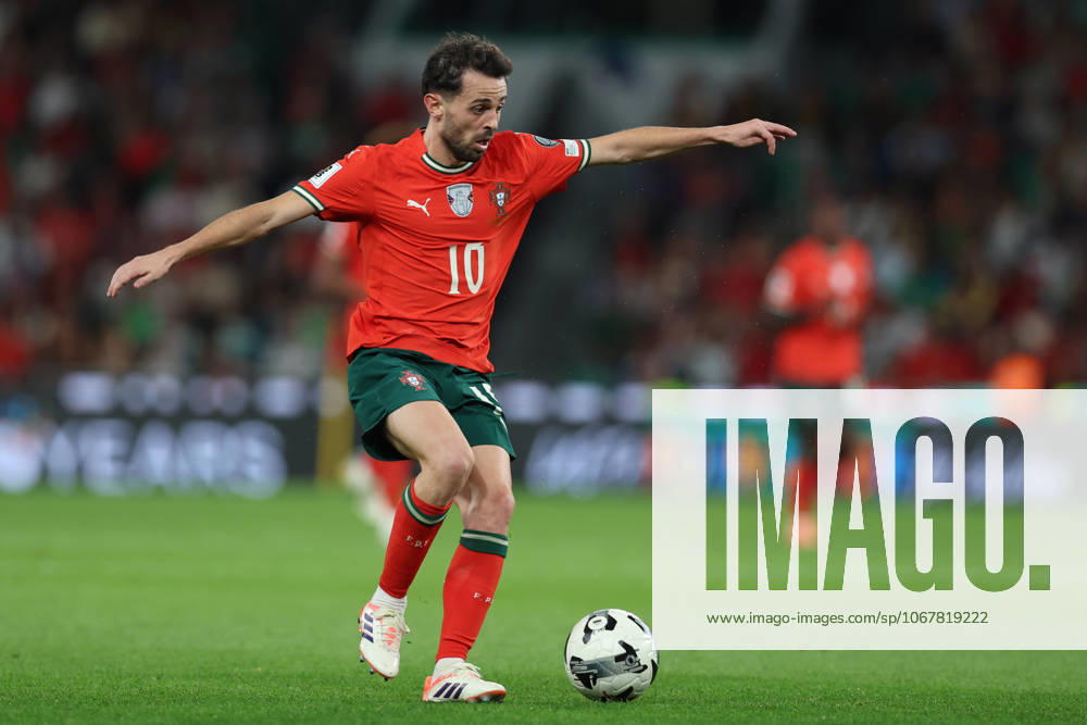 POR: Portugal v Hungary. World Cup Qualifiers match. Bernardo Silva of Portugal during the World Cup Qualifiers match between Portugal and Hungary national teams played at Jose Alvalade Stadium on October 14, 2025 in Lisboa, Portugal.