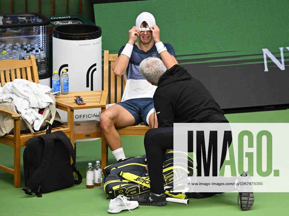 Denmark s Holger Rune injures his foot during the semifinal match against France s Ugo Humbert and leaves on a walkover during the BNP Paribas Nordic Open tennis tournament at the Royal Swedish Tennis Hall in Stockholm, Sweden, Saturday, Oct 18, 2025 STOCKHOLM SWEDEN