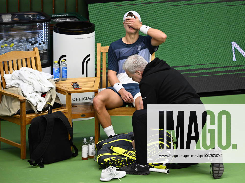 Denmark s Holger Rune injures his foot during the semifinal match against France s Ugo Humbert and leaves on a walkover during the BNP Paribas Nordic Open tennis tournament at the Royal Swedish Tennis Hall in Stockholm, Sweden, Saturday, Oct 18, 2025 STOCKHOLM SWEDEN
