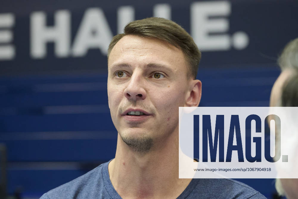 Christopher Schreiber MBC, Assistant Coach , after the match Syntainics MBC vs Bamberg Baskets, BBL Pokal Round of 16, Season 2025 26, Basketball, Men, 18 10 2025 Weissenfels Stadthalle Sachsen Anhalt Germany