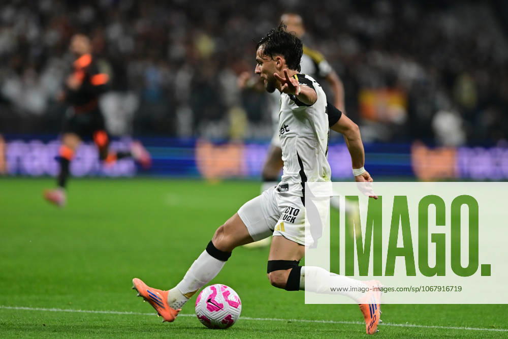NEO QUIMICA ARENA Sao PAulo (SP), 10 18 2025 - BRAZILIAN CHAMPIONSHIP CORINTHIANS X ATLETICO MG - Player Biel from Atletico MG, during the match between CORINTHIANS X ATLETICO MG, valid for the twenty-ninth round of the Brazilian Championship, held at Neo Quimica Arena, on the night of this Saturday, 18 (Photo: Eduardo Carmim Photo Premium SPP) 30930 (EDUARDO CARMIM, Eduardo Carmim SPP)