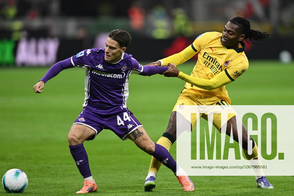 Db Milano 19 10 2025 - campionato di calcio serie A Milan-Fiorentina foto Daniele Buffa Image nella foto: Nicolo Fagioli-Rafael Leao