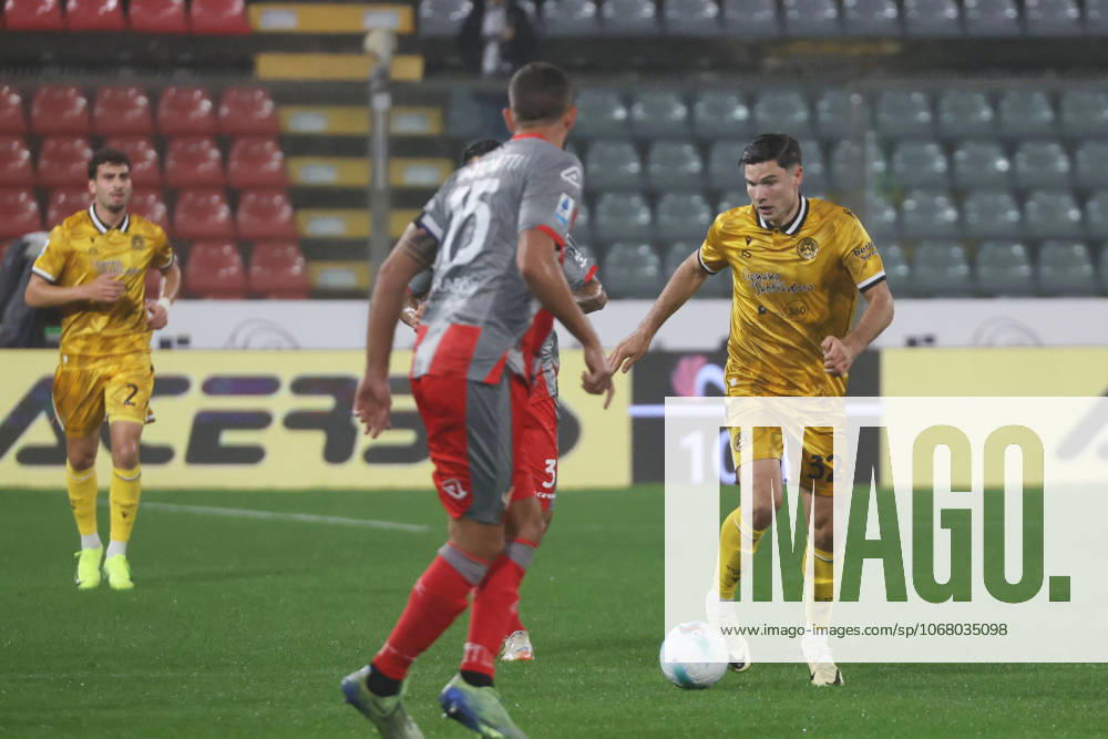Udinese s Jurgen Ekkelenkamp during the Serie A soccer match between Cremonese and Udinese at the Giovanni Zini Stadium in Cremona Italy - Sunday, 20 october 2025. - Soccer .