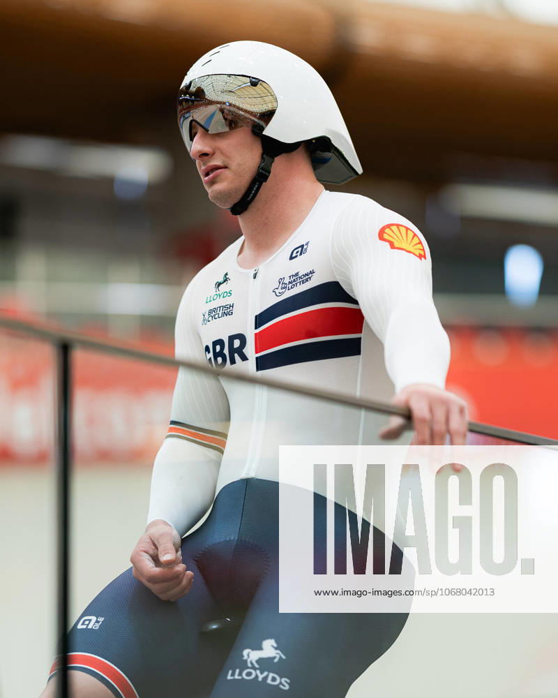 2025 Tissot UCI Track World Championships Picture by Alex Whitehead SWpix.com - 20 10 2025 - Cycling - 2025 Tissot UCI Track World Championships - Velodromo PenalolÃ n, Santiago, Chile - Training - Matthew Richardson of Great Britain. Santiago Velodromo Parque PenalolÃ n Chile
