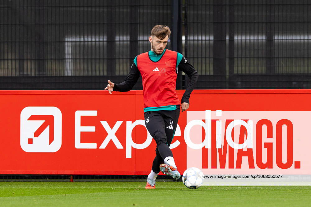 Football - UEFA Champions League - Eintracht Frankfurt v Liverpool FC LIVERPOOL, ENGLAND - Tuesday, October 21, 2025: Liverpool s Conor Bradley during a training session at the AXA Training Centre ahead of the UEFA Champions League match between Eintracht Frankfurt and Liverpool FC. (Photo by Jessica Hornby Propaganda)