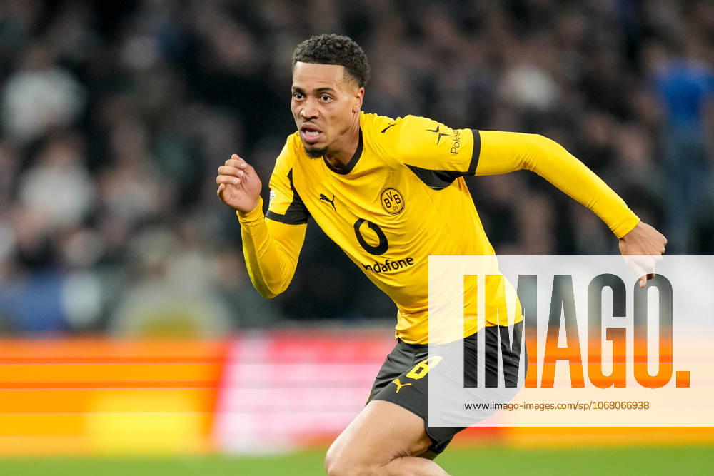 Felix Nmecha (Borussia Dortmund) Looks on during the UEFA Champions League 2025 26 League Phase MD3 match between F.C. Copenhagen and Borussia Dortmund at Parken Stadium on October 21, 2025 in Copenhagen, Denmark. (Photo by Alex Gottschalk DeFodi Images) Felix Nmecha Borussia Dortmund Looks on during the UEFA Champions League 2025 26 League Phase MD3 match between F C Copenhagen and Borussia Dortmund at Parken Stadium on October 21, 2025 in Copenhagen, Denmark Photo by Alex Gottschalk DeFodi Images