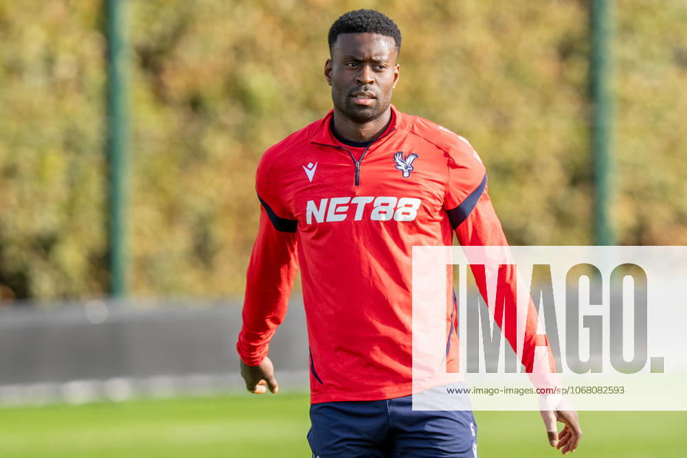 Crystal Palace 22 10 2025. Press and training Crystal Palace defender Marc Guehi (6) during the training session and press conference, PK, Pressekonferenz for Crystal Palace at Selhurst Park, London, ahead of their UEFA Conference League England on 22 October 2025. Editorial use only ,