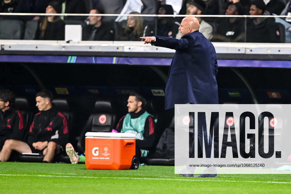 Trainer Arne Slot (Liverpool FC) gestures during the UEFA Champions League 2025 26 League Phase MD3 match between Eintracht Frankfurt and Liverpool FC at Frankfurt Stadion on October 22, 2025 in Frankfurt am Main, Germany. (Photo by Harry Langer DeFodi Images) Coach Arne Slot Liverpool FC gestures during the UEFA Champions League 2025 26 League Phase MD3 match between Eintracht Frankfurt and Liverpool FC at Frankfurt Stadion on October 22, 2025 in Frankfurt am Main, Germany Photo by Harry Langer DeFodi Images