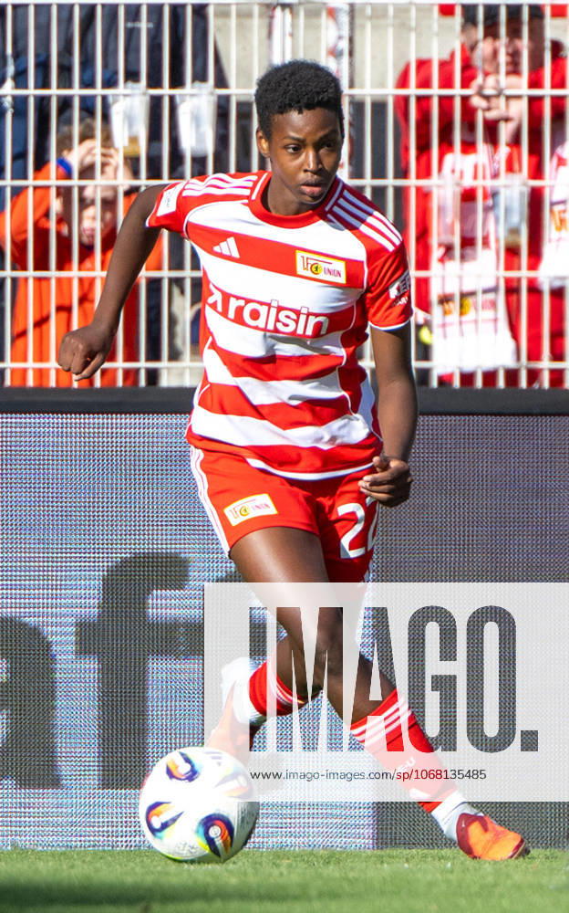 Soccer, Women, Season 2025 2026, Google Pixel Women Bundesliga 7 Matchday , 1 FC Union Berlin RB Leipzig, v l Mariann Noack 1 Women 1 FC Union , 19 10 2025,