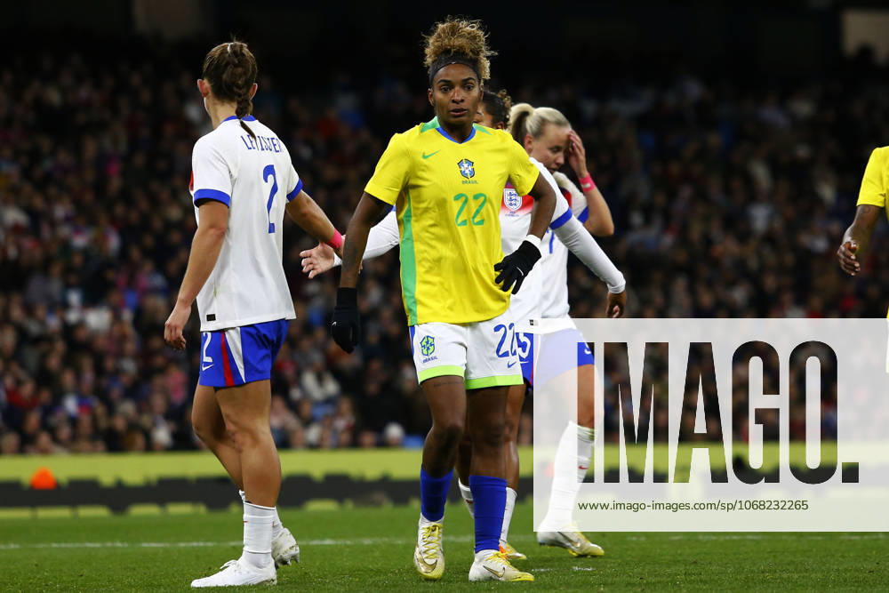 England v Brazil, Manchester, UK - 25 October 2025 Luany of Brazil during the Womens International Friendly, Länderspiel, Nationalmannschaft match between England and Brazil at The Etihad Stadium on 25 October 2025 in Manchester, England (Photo by Steve Taylor PPAUK) Manchester The Etihad Stadium Greater Manchester England