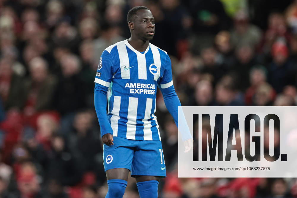 Premier League Manchester United, ManU v Brighton and Hove Albion Yankuba Minteh of Brighton & Hove Albion during the Premier League match Manchester United vs Brighton and Hove Albion at Old Trafford, Manchester, United Kingdom, 25th October 2025 (Photo by Mark Cosgrove News Images) Manchester Old Trafford Greater Manchester United Kingdom