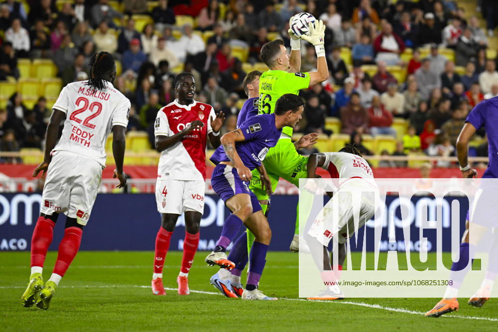 Philipp Köhn (ASM) - Ligue 1 McDonald s match between AS Monaco and Toulouse FC on October 25, 2025 at the Louis II Stadium in Monaco.