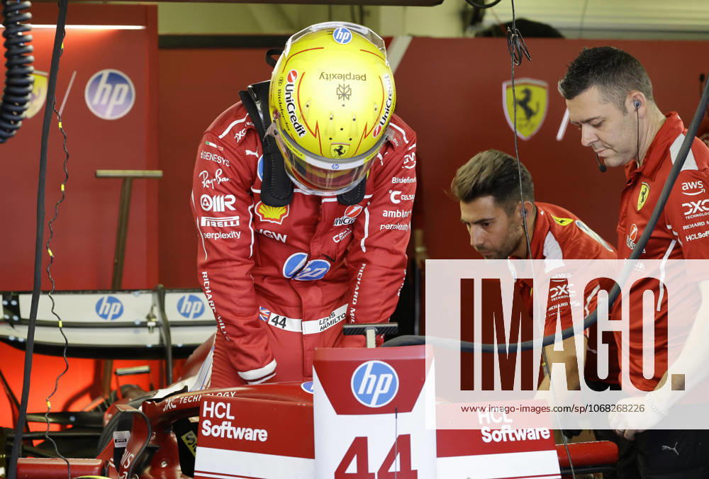 F1 Grand Prix of Mexico - Qualifying Ferrari driver Lewis Hamilton participates in qualifying for the Formula 1 Mexico City Grand Prix in Mexico City, Mexico, on October 26, 2025. Mexico City Mexico City Mexico