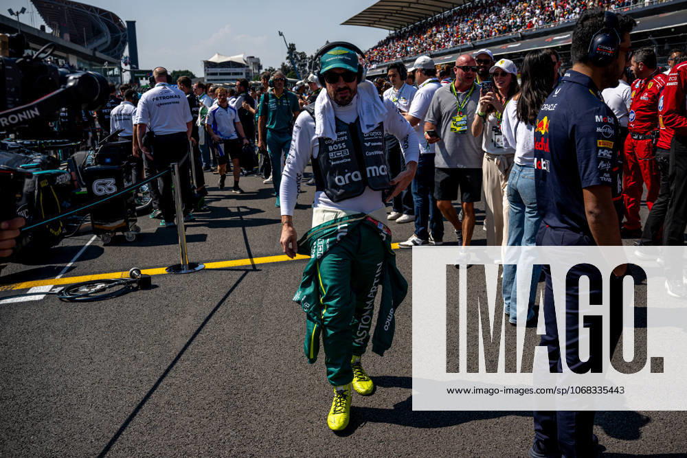 MEXICO CITY, MEXICO: Fernando Alonso, racing for the Aston Martin F1 team during the 2025 Formula 1 Mexico City Grand Prix at the Autodromo Hermanos Rodriguez in Mexico City, Mexico