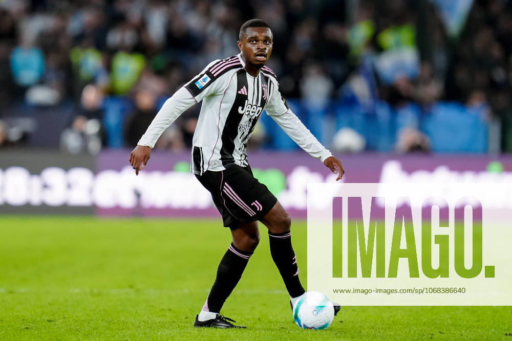 SS Lazio v Juventus FC - Serie A Enilive Pierre Kalulu of Juventus FC in action during the serie Serie A Enilive match between SS Lazio and Juventus FC at Olimpico on October 26, 2025 in Rome, Italy Rome Stadio Olimpico Lazio Italy