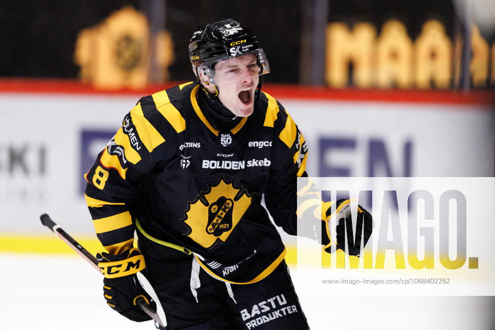 Skellefteas Oliver Okuliar celebrates after 2 0 during the ice hockey match in SHL between Skelleftea and Lulea on October 28, 2025 in Skelleftea