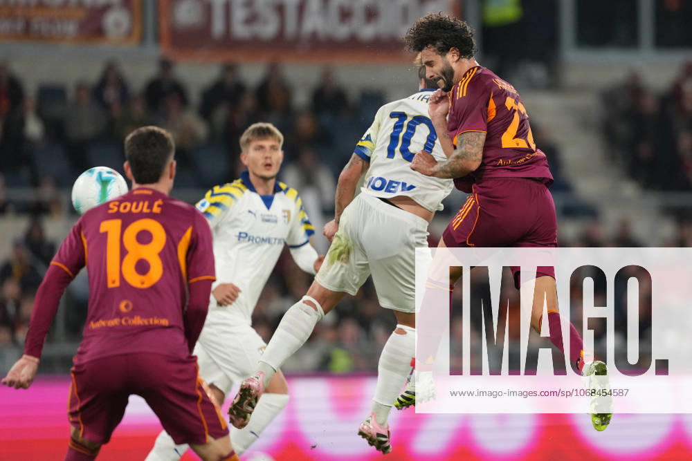Mario Hermoso of AS Roma scores the goal of 1-0 during the Serie A 2025 2026 football match between AS Roma and Parma Calcio 1913 at Stadio Olimpico in Rome (Italy), October 29, 2025. antoniettaxbaldassarre