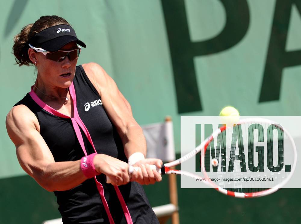 Samantha Stosur of Australia returns the ball during the 2nd round match of women s singles at the French Open tennis tournament in Paris -