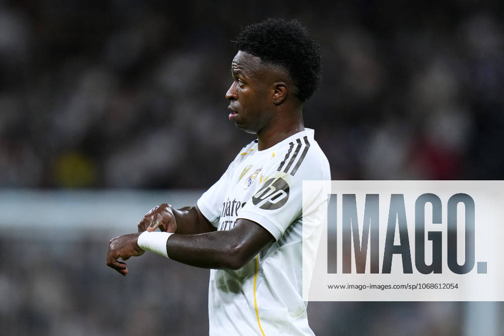 ESP: Real Madrid CF - Valencia CF. La Liga EA Sports. Date 11 Vinicius Junior of Real Madrid CF during the La Liga EA Sports match between Real Madrid CF and Valencia CF played at Santiago Bernabeu Stadium on November 1, 2025 in Madrid. kpng