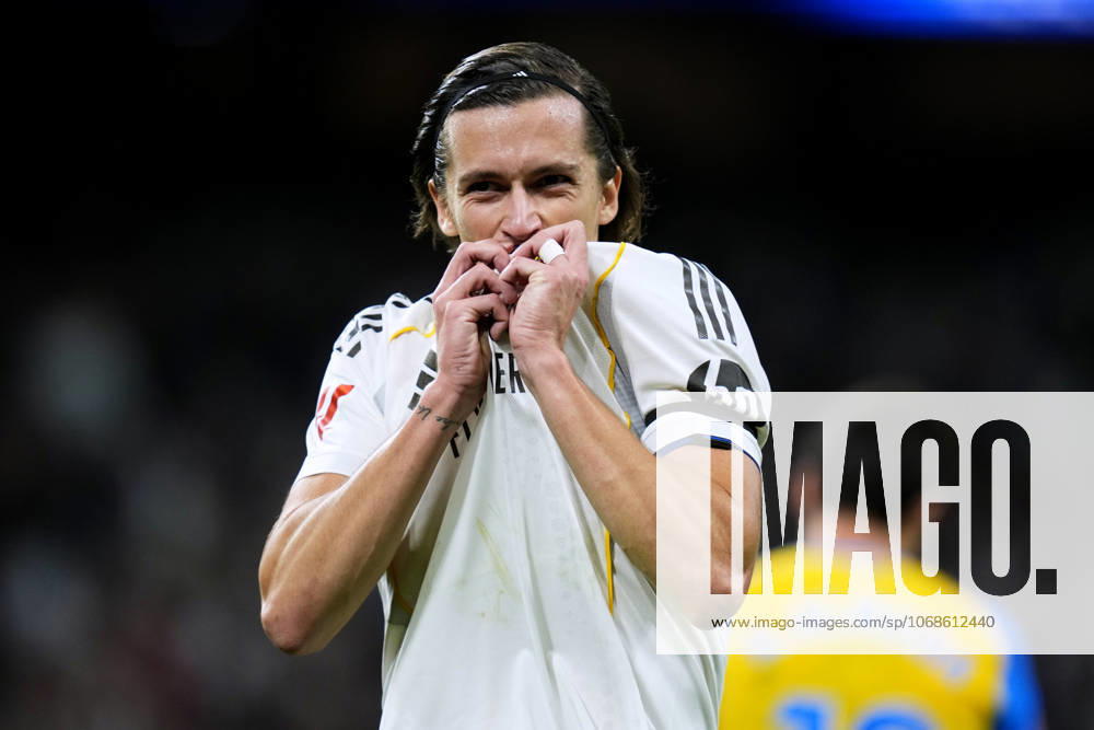 ESP: Real Madrid CF - Valencia CF. La Liga EA Sports. Date 11 Alvaro Carreras of Real Madrid CF celebrates after scoring the 4-0 during the La Liga EA Sports match between Real Madrid CF and Valencia CF played at Santiago Bernabeu Stadium on November 1, 2025 in Madrid. kpng