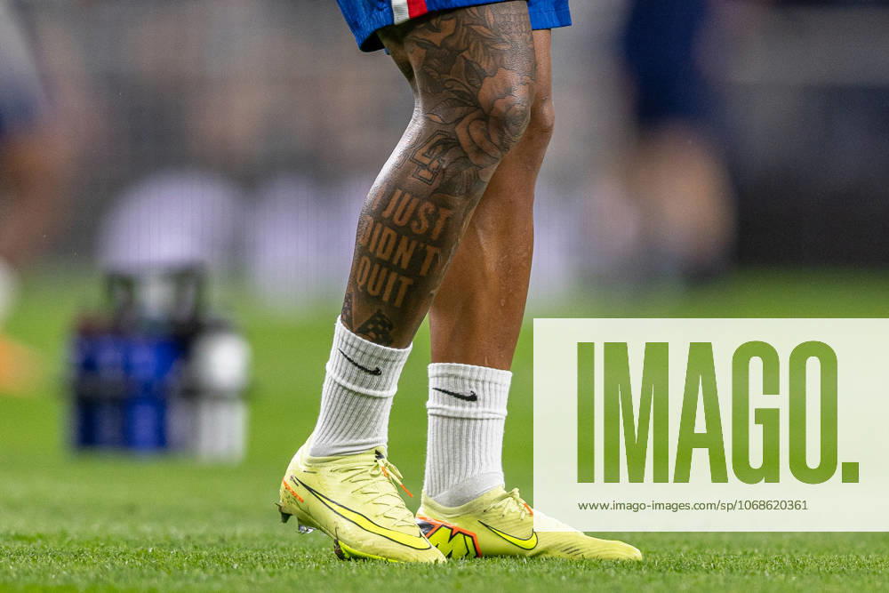 Tottenham Hotspur v Chelsea FC, Premier League, Football, The Tottenham Hotspur Stadium, London, UK - 01 Nov 2025 Close up of the leg tattoo of Reece James of Chelsea FC London The Tottenham Hotspur Stadium Tottenham GBR, UK NEWSPAPERS OUT