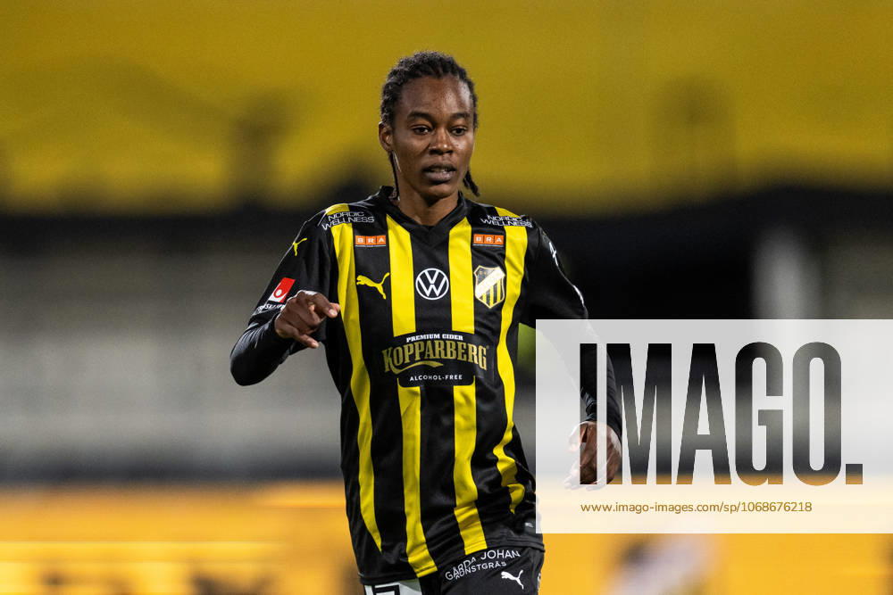 Häckens Faith Chinzimu during the football match in Damallsvenskan between Häcken and Linköping on November 2, 2025 in Gothenburg