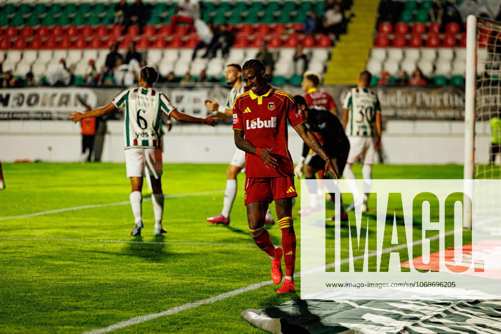 Andre Luiz seen during Liga Portugal game between teams of CF Estrela Amadora and Rio Ave FC at Estadio Jose Gomes (Maciej Rogowski Ball Raw Images) Amadora Estadio Jose Gomes Portugal