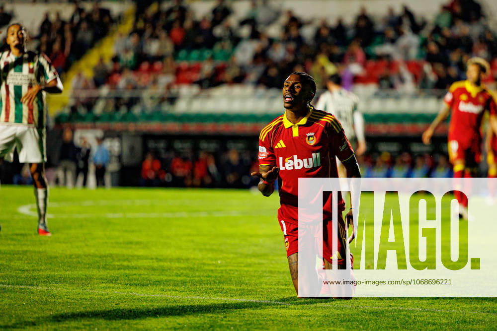 Andre Luiz seen during Liga Portugal game between teams of CF Estrela Amadora and Rio Ave FC at Estadio Jose Gomes (Maciej Rogowski Ball Raw Images) Amadora Estadio Jose Gomes Portugal