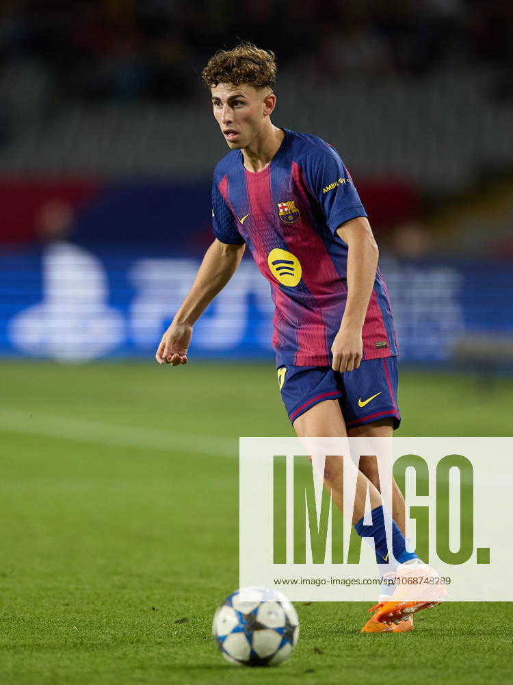 Fermin Lopez of FC Barcelona, Barca in action during the UEFA Champions League match between FC Barcelona v Olympiakos Piraeus at the Lluis Companys Olympic Stadium on October 21, 2025 in Barcelona Spain. Barcelona Spain - ZUMAr232 20251021_zsp_r232_171